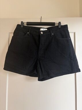 Mango black shorts